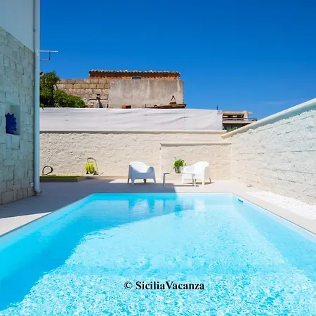 Vela Bianca Apartments