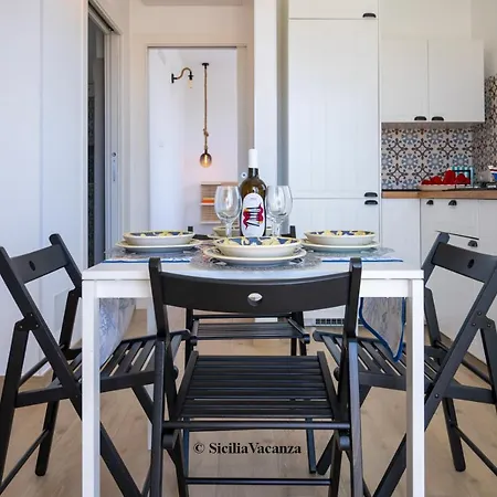 Vela Bianca Apartments *